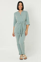 Halat scurt medical SOPHIA cu mâneci 3/4 - SAGE GREEN