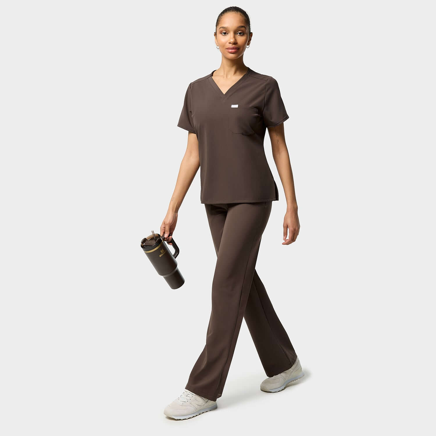 Women's wide medical trousers - MILK CHOCOLATE
