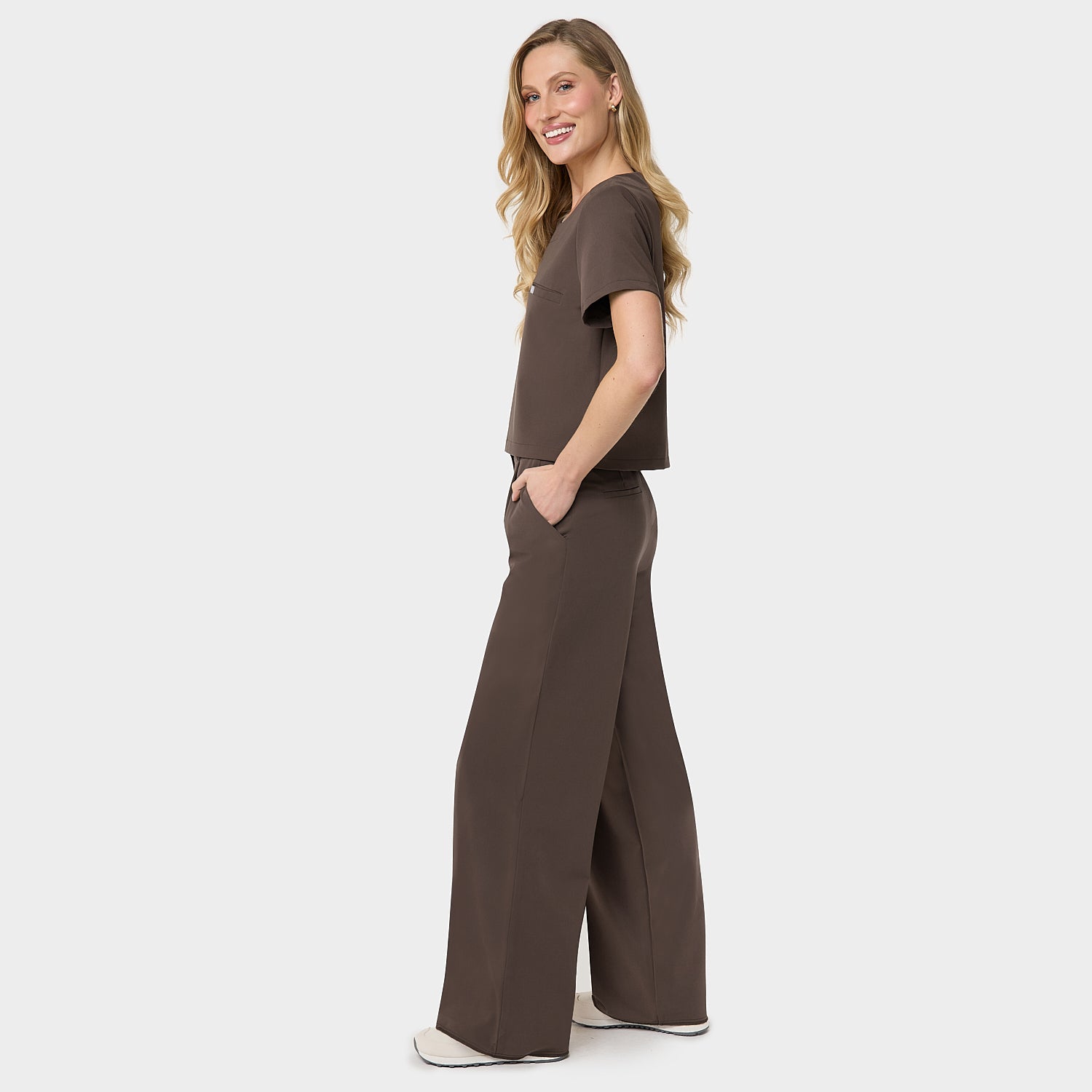 GAJA women's medical blouse - MILK CHOCOLATE