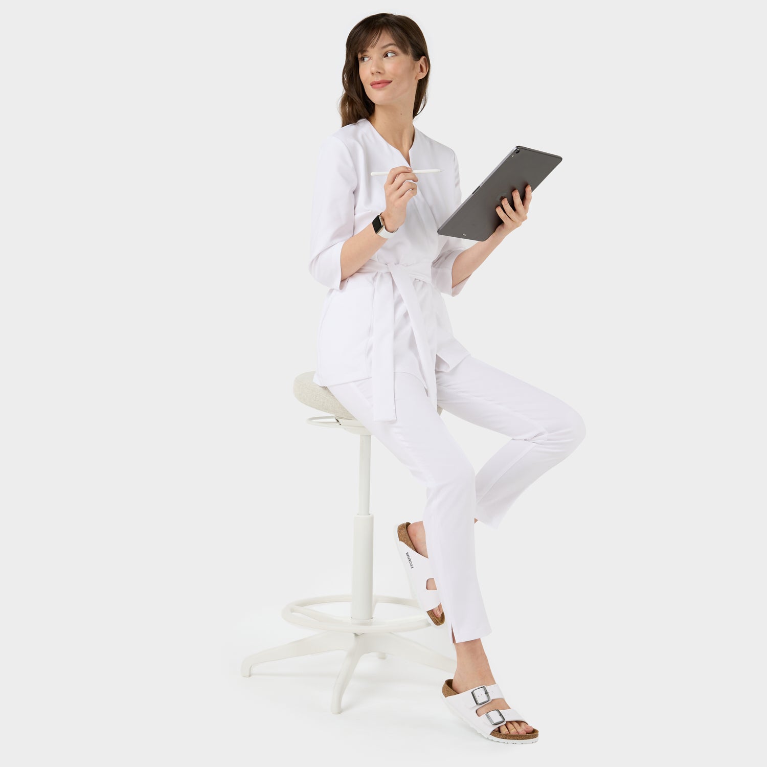 Halat scurt medical SOPHIA cu mâneci 3/4 - WHITE
